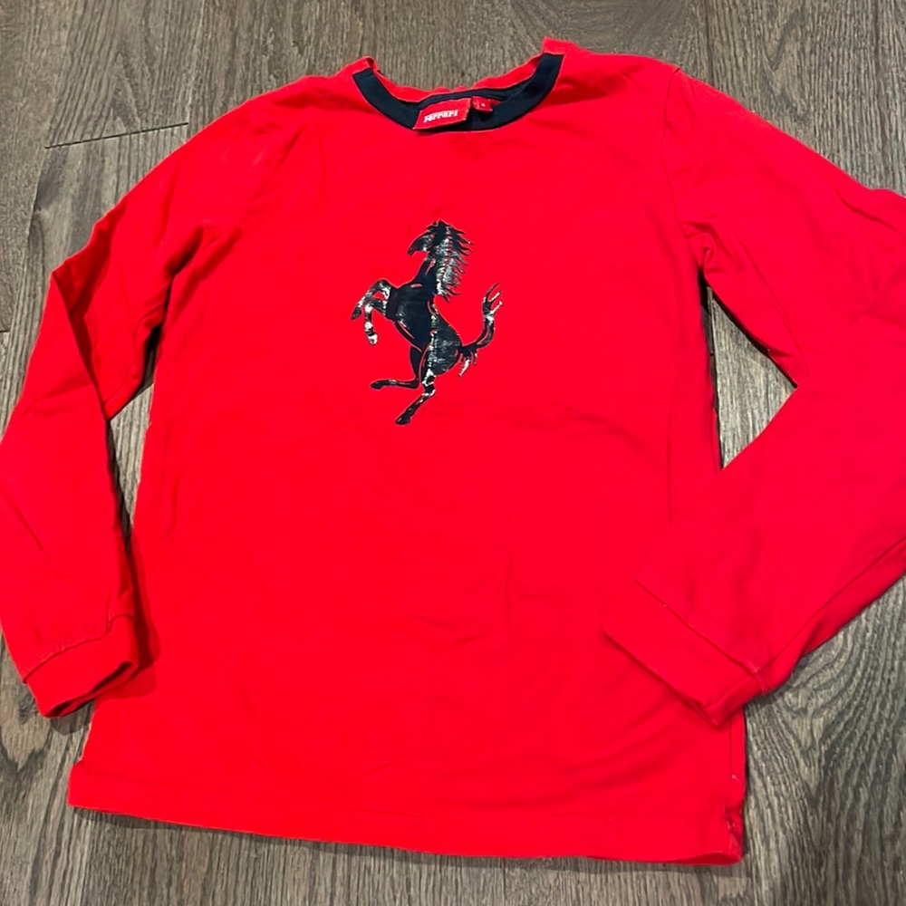 EUC car 🚘 Ferrari sz 6 youth long sleeve